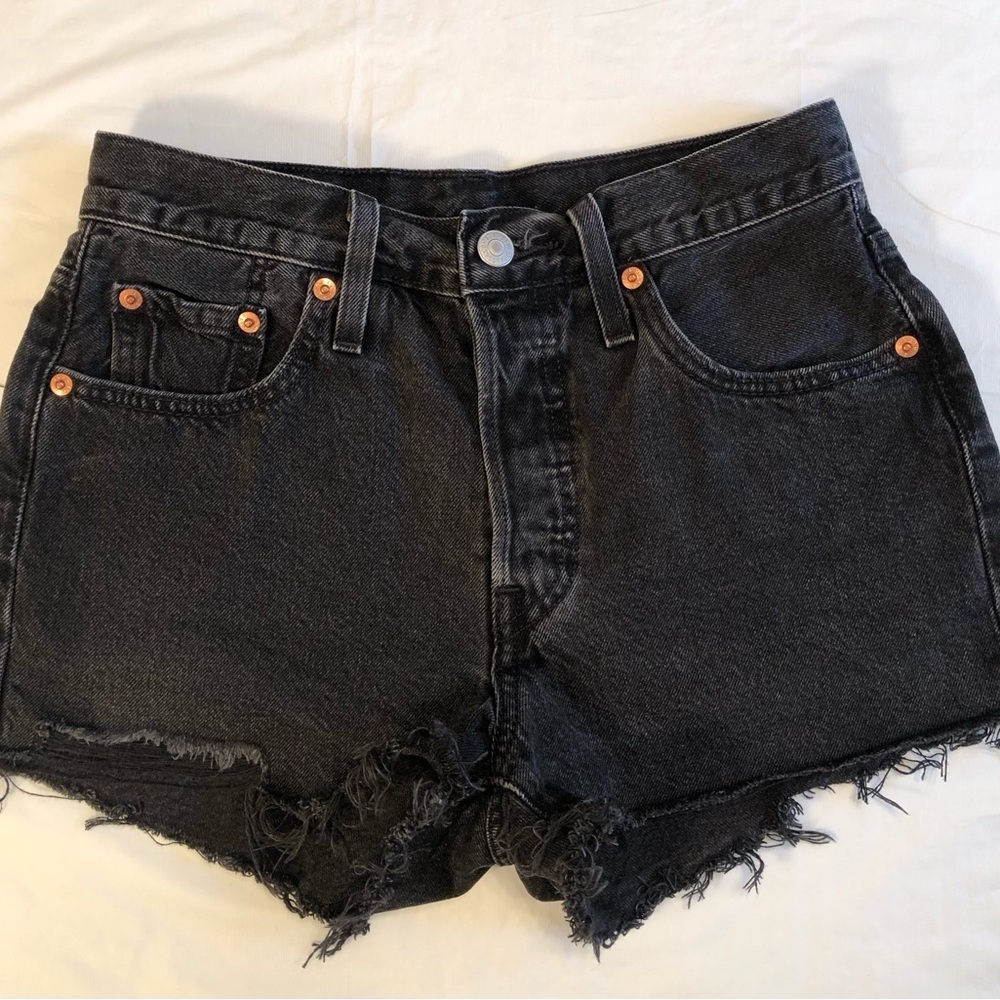 Levi Strauss 501 Stylish Black Denim Button Fly Shorts Size W25